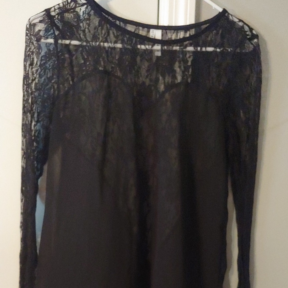 Lacey heart shaped back top!
